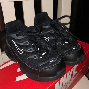 Toddler Nike Airmax Plus.